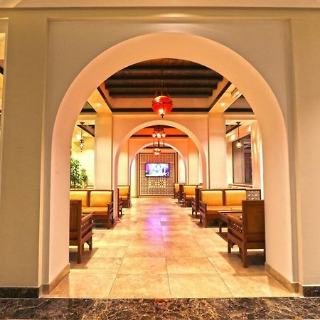 Delmon International Hotel Al-Manamah Bagian luar foto