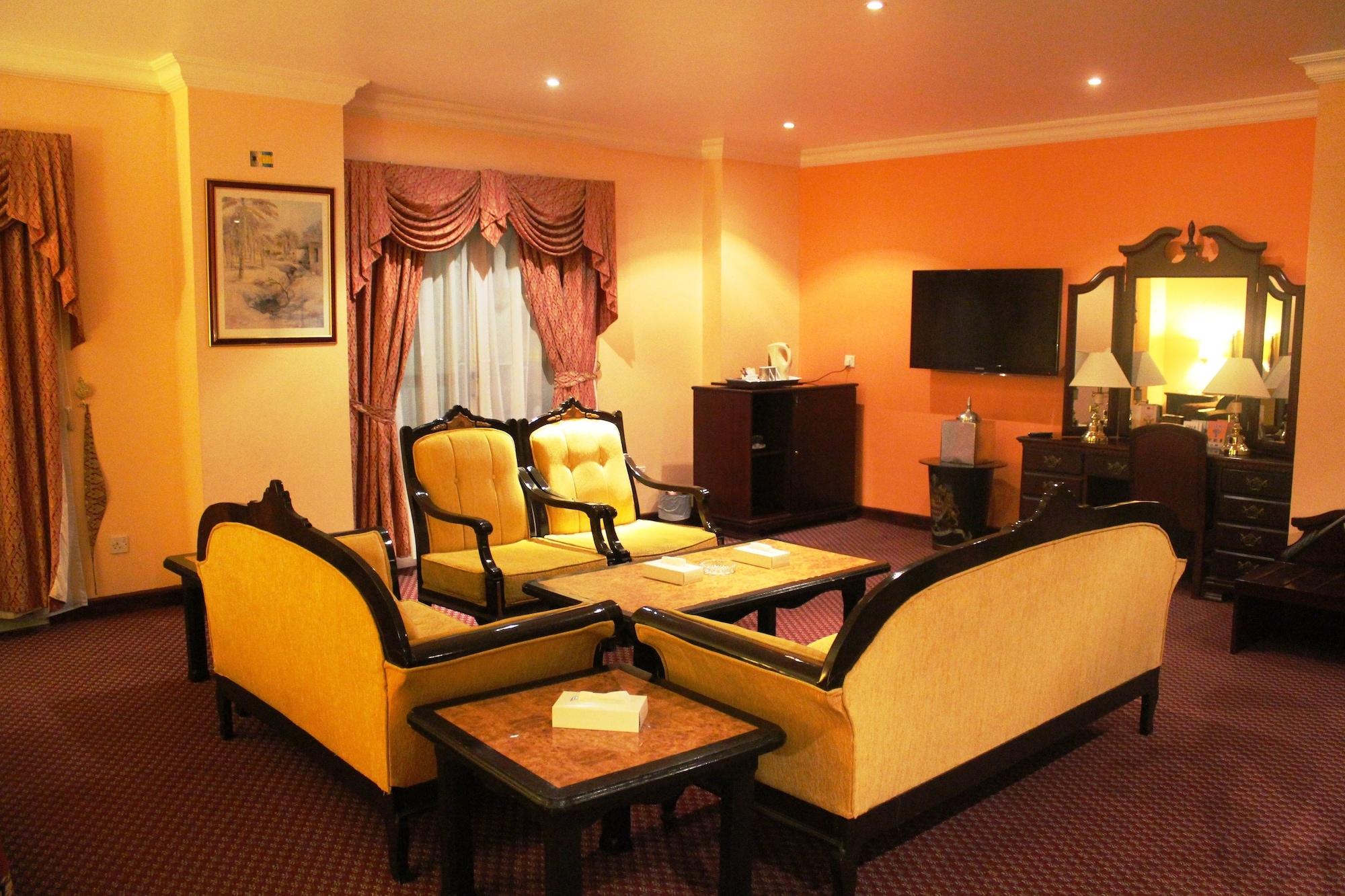 Delmon International Hotel Al-Manamah Bagian luar foto
