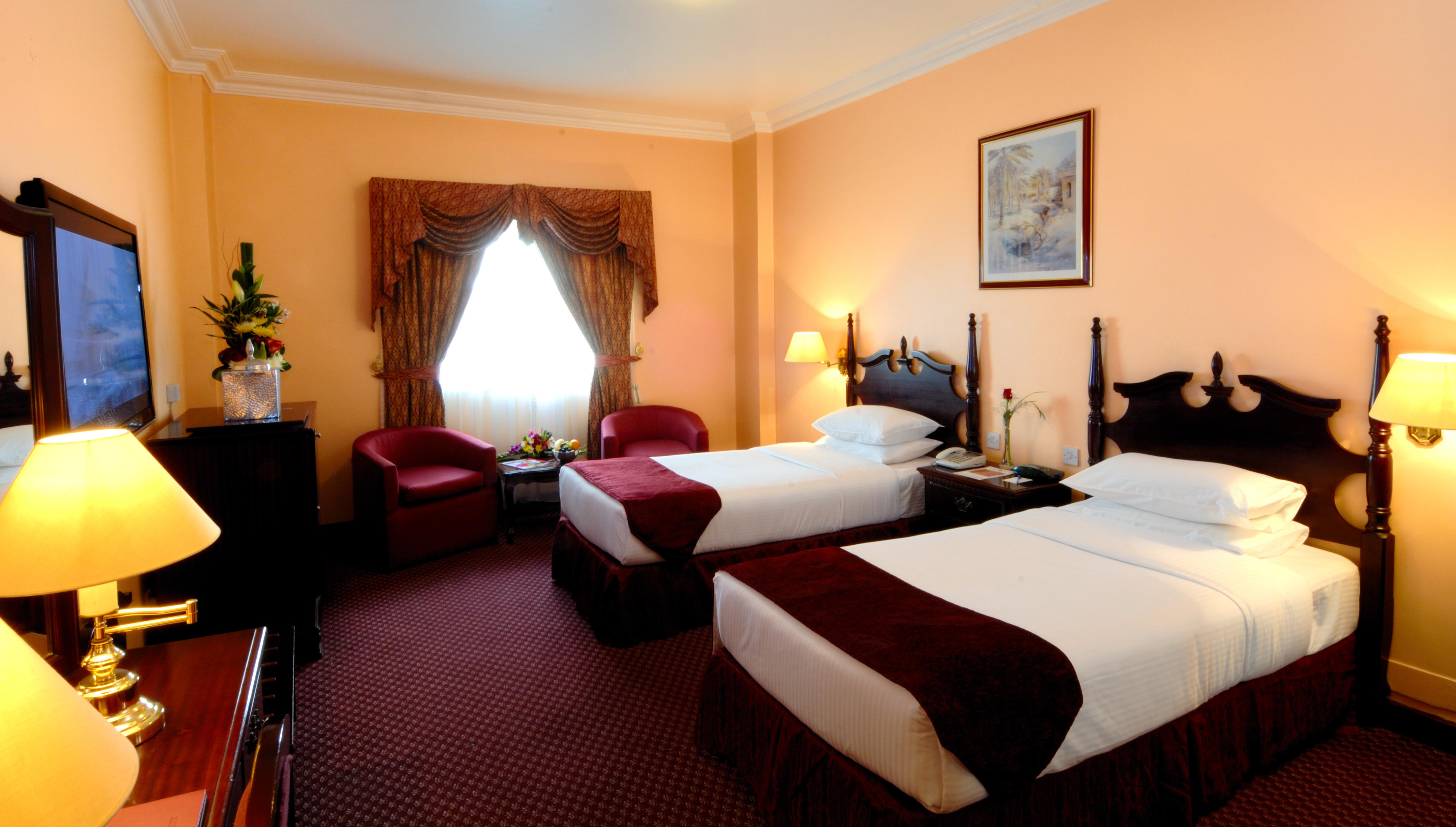 Delmon International Hotel Al-Manamah Bagian luar foto