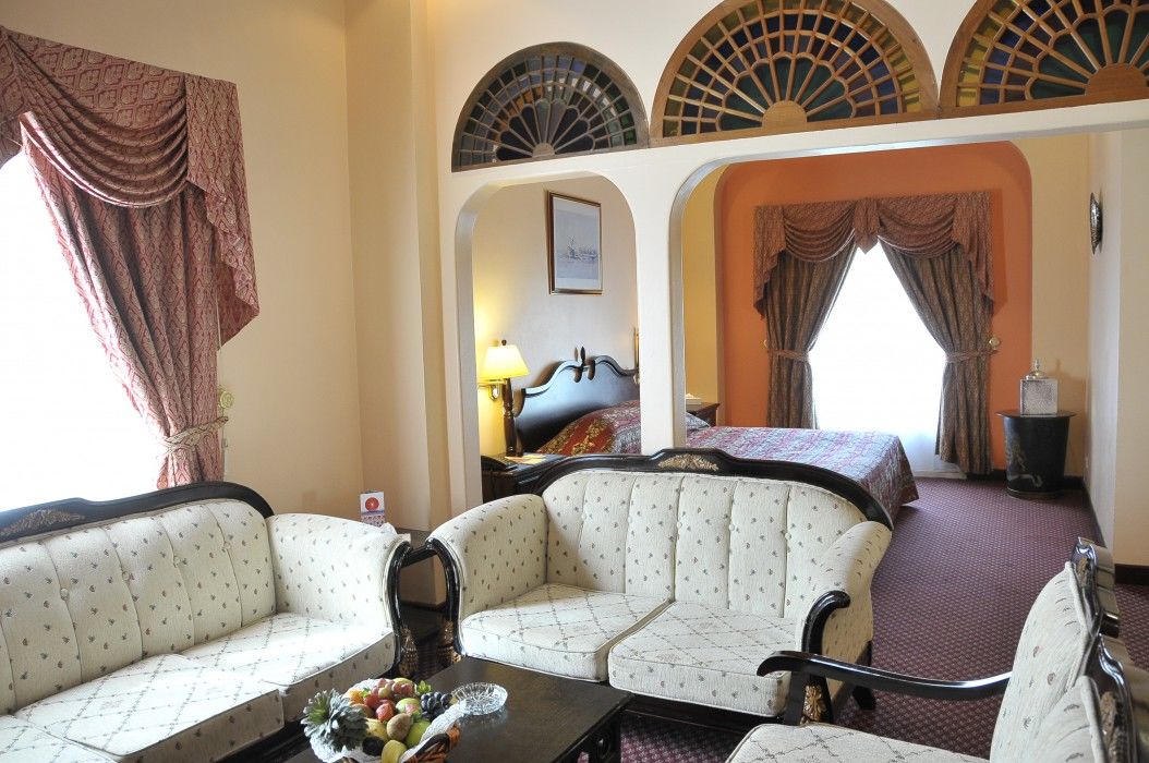 Delmon International Hotel Al-Manamah Bagian luar foto