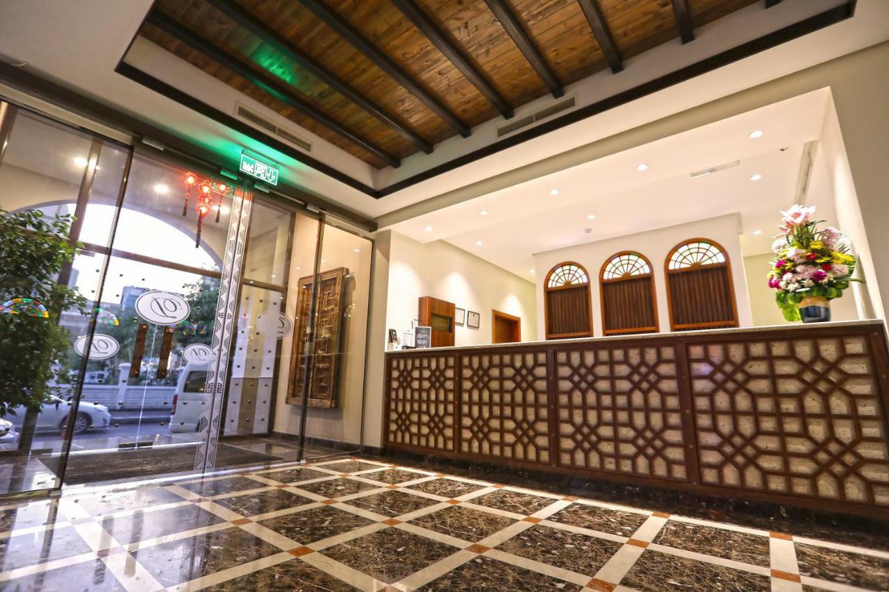 Delmon International Hotel Al-Manamah Bagian luar foto